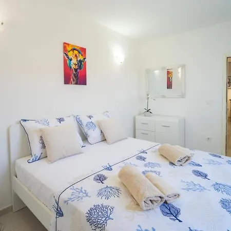 House Vinka By Guide Villa *