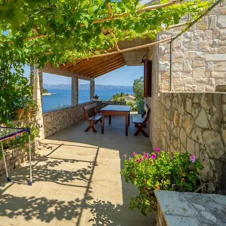 House Vinka By Guide * Otocic Osjak