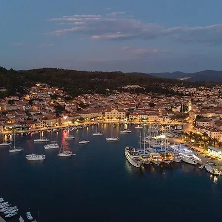 House Vinka By Guide Villa *